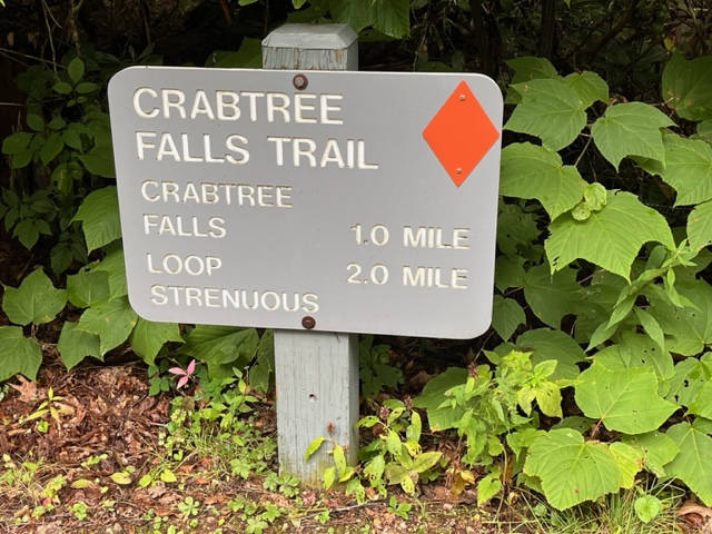 Crabtree Falls Trailhead