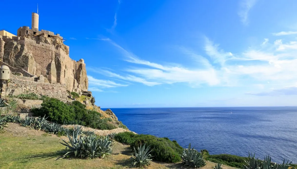 Trekking on Italy’s Minor Islands: The 6 Most Beautiful