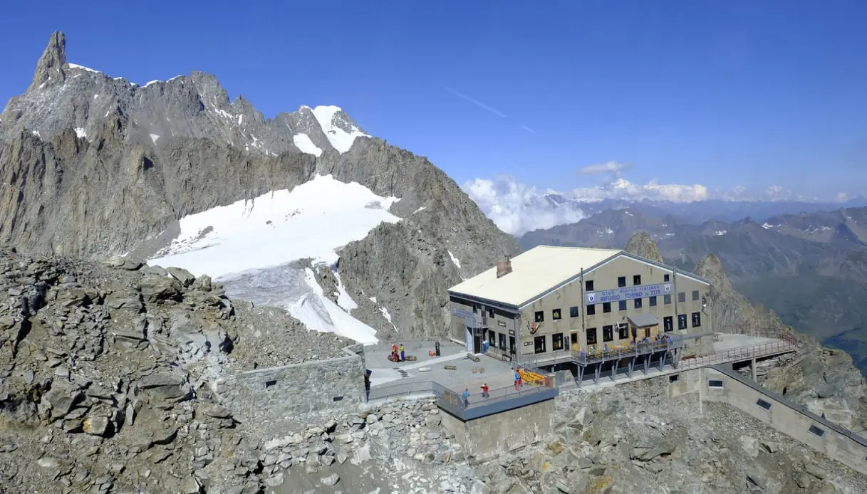 Mont Blanc: The Dream Refuge with a Room for Two