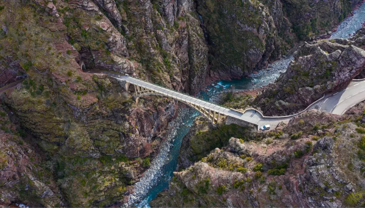 Daluis Gorges: How to Visit the Colorado of the Alps