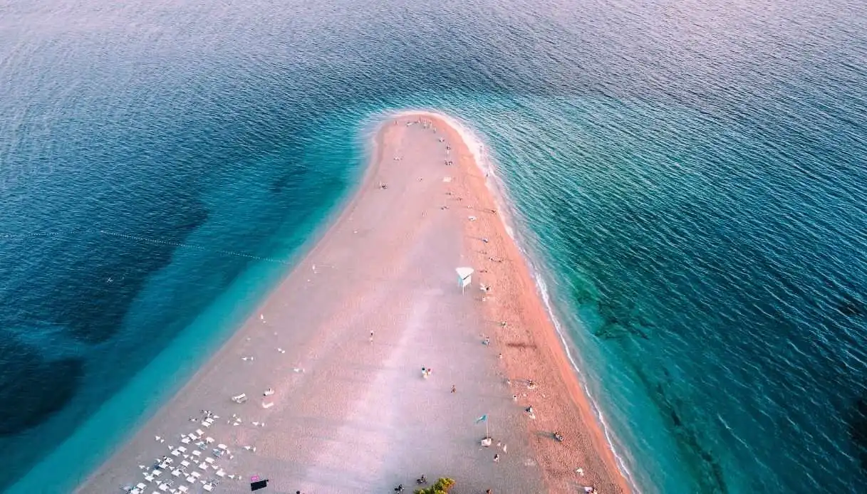 Zlatni Rat: The Croatian Beach That Changes Shape