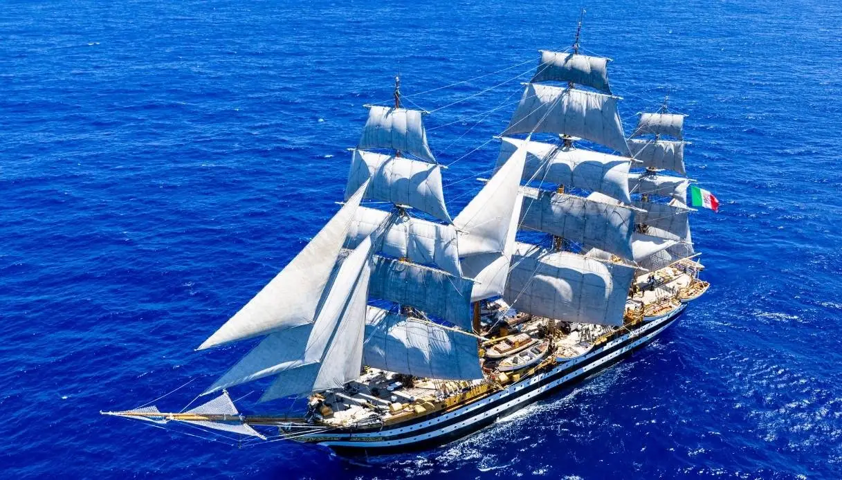 Amerigo Vespucci in Castellammare di Stabia: How to Visit for Free
