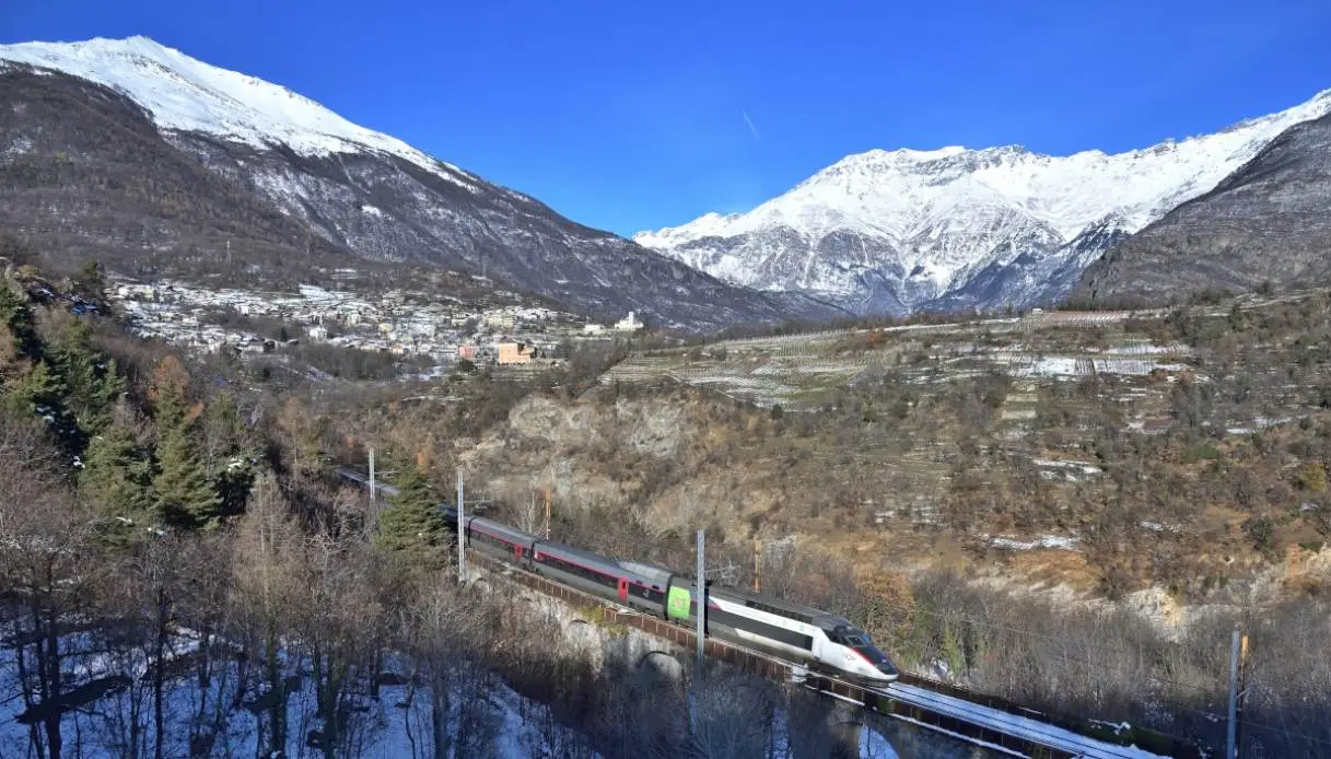 TGV INOUI: Winter Tickets On Sale for Paris and the French Alps